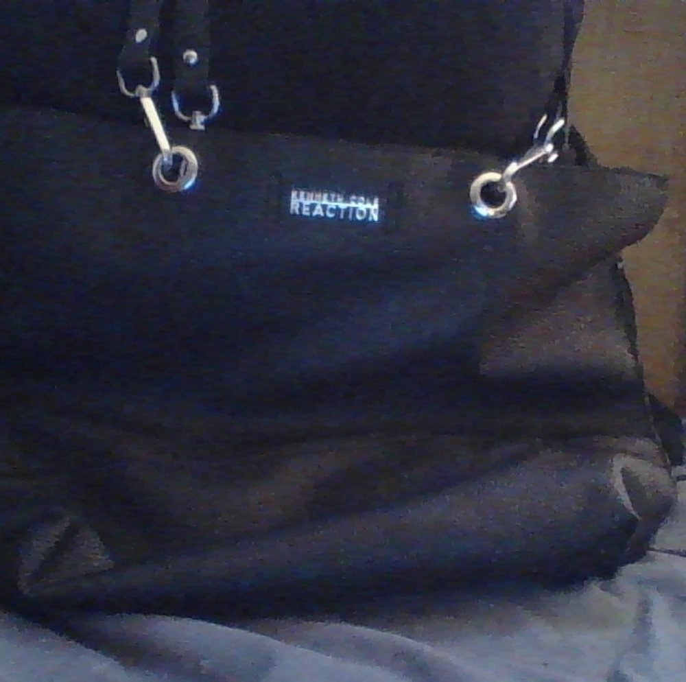 Kenneth Cole Reaction Strap Bag